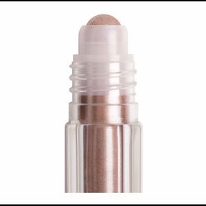 Kevyn Aucoin The Loose Shimmer Shadow Rose Quartz